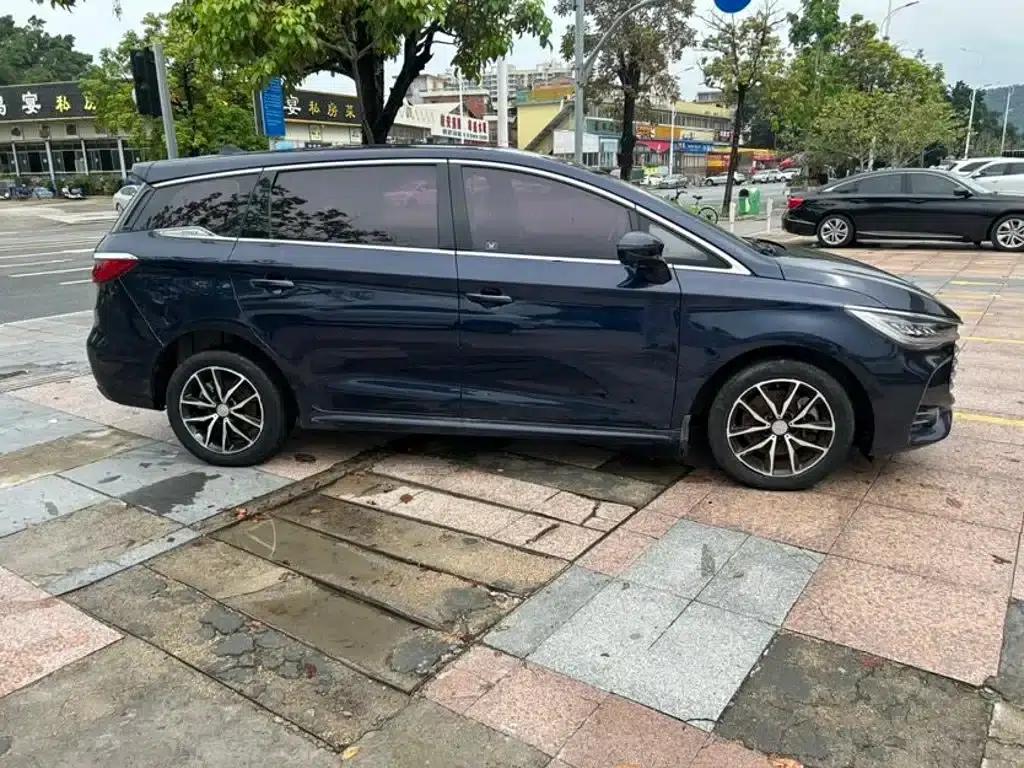 Song MAX 2018 1.5T Automatic Intelligent Luxury 6-seater — миниатюра 8