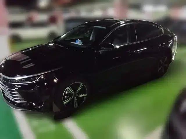 Destroyer 05 2022 DM-i 120KM Premium Edition