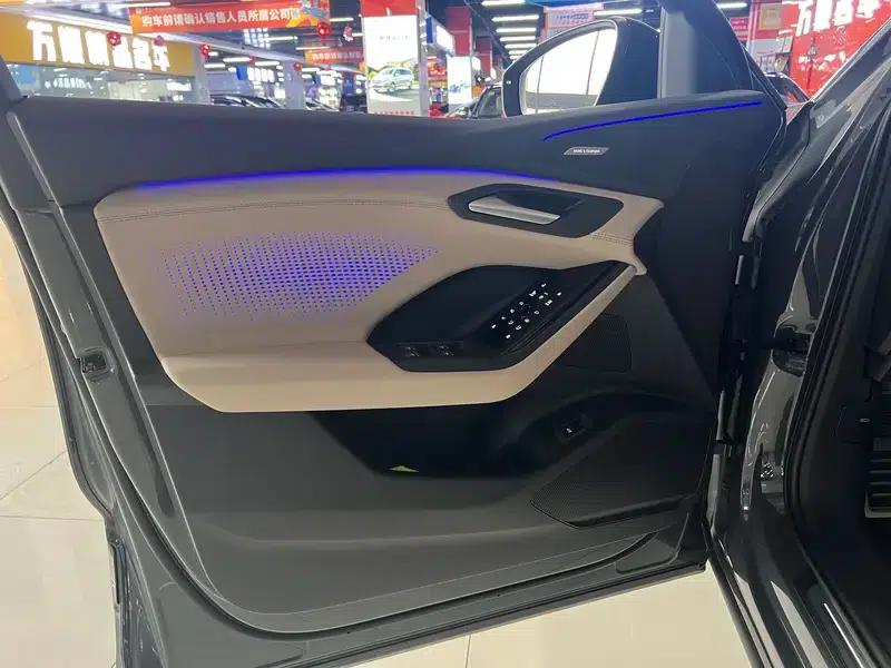 Audi Q6L e-tron 2026 First Edition — миниатюра 8