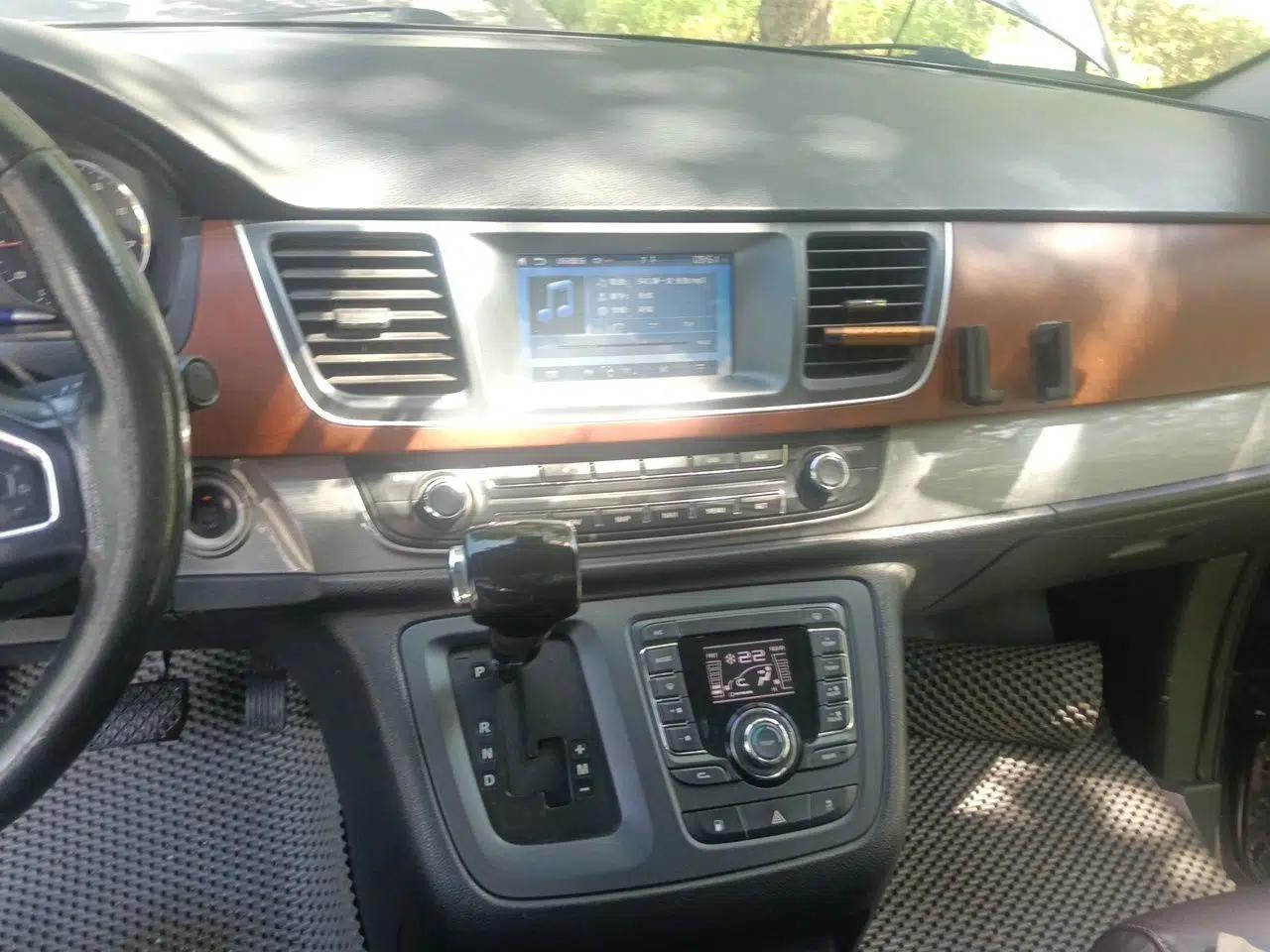 SAIC MAXUS G10 2014 2.0T Automatic Luxury Executive Edition — миниатюра 13