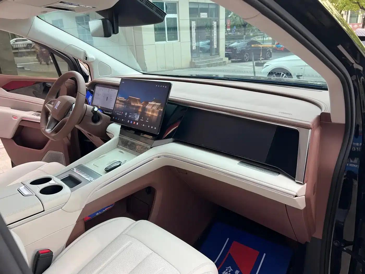 Summer 2025 DM-i 1.5T 180km Excellent Edition — миниатюра 10