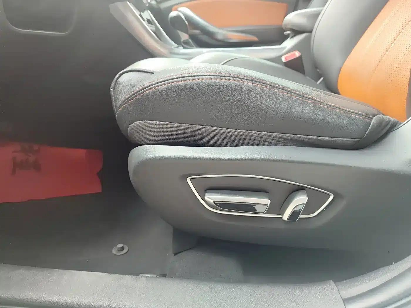 Song 2016 2.0TID Automatic Premium Edition — миниатюра 9