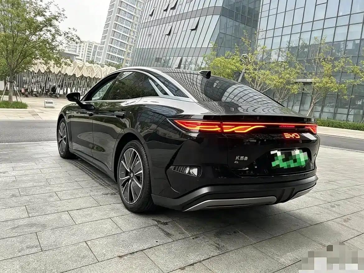 Han L 2025 EV 701KM LiDAR Premium Edition — миниатюра 9