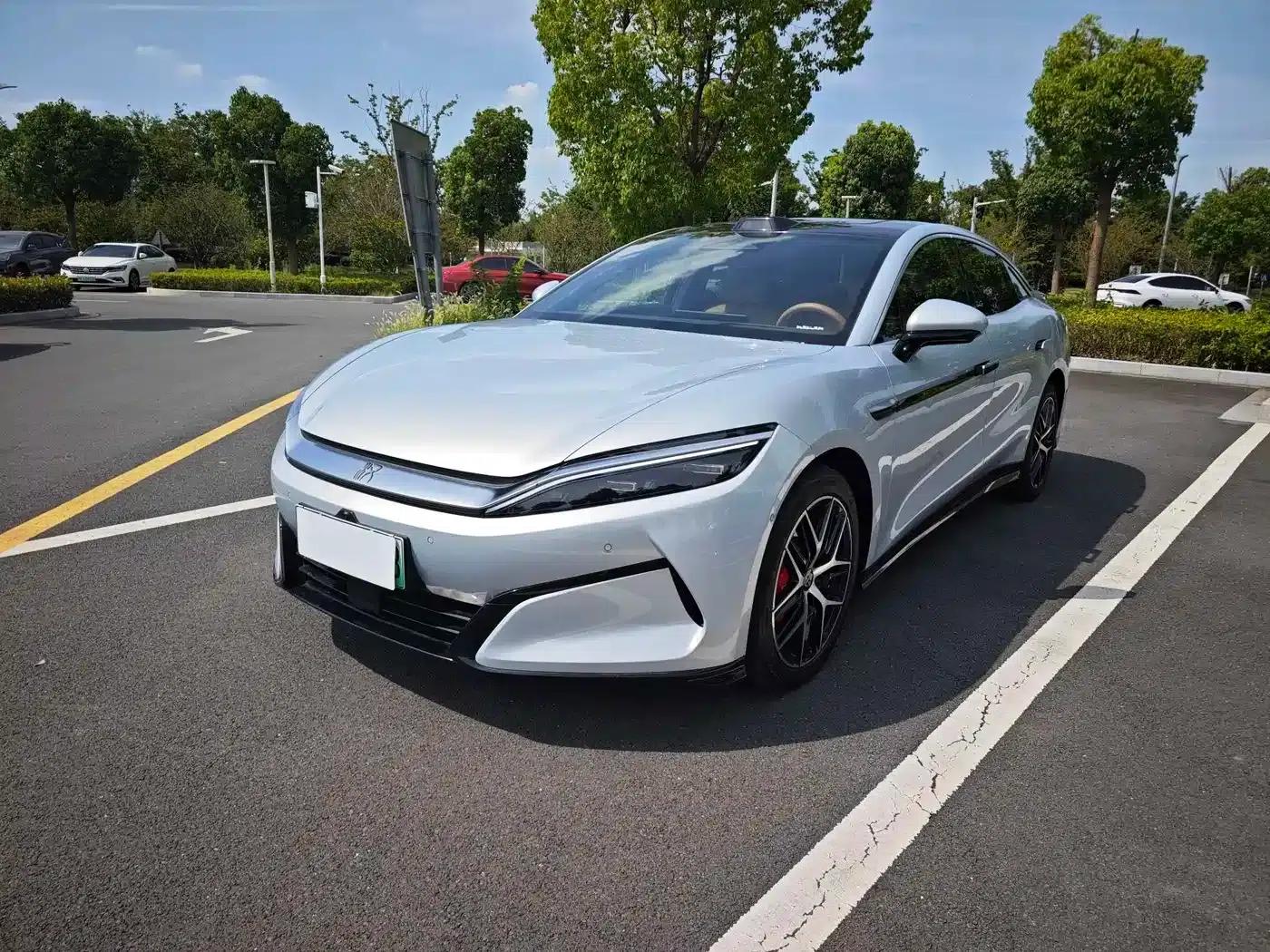 Han L 2025 EV All-Wheel Drive LiDAR Flagship Edition — миниатюра 1