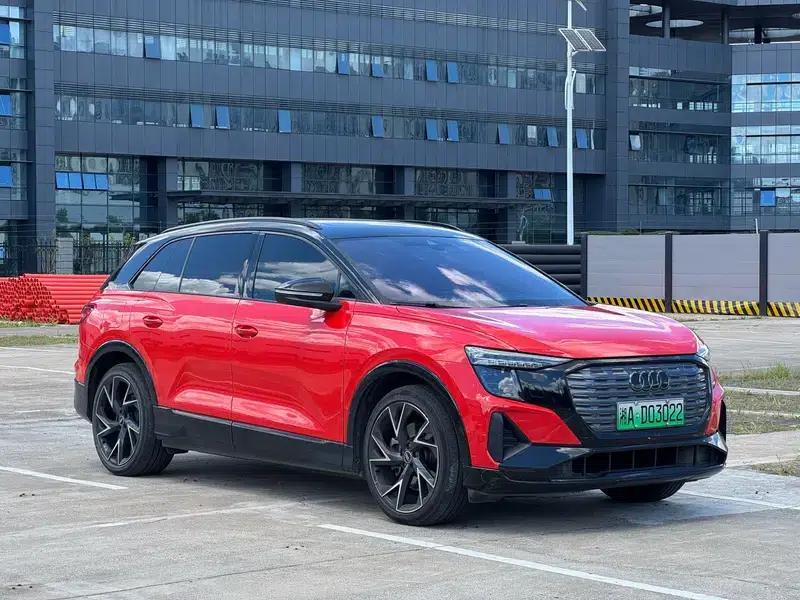 Audi Q5 e-tron 2022 50 e-tron quattro edition one Artistic Collection — миниатюра 3