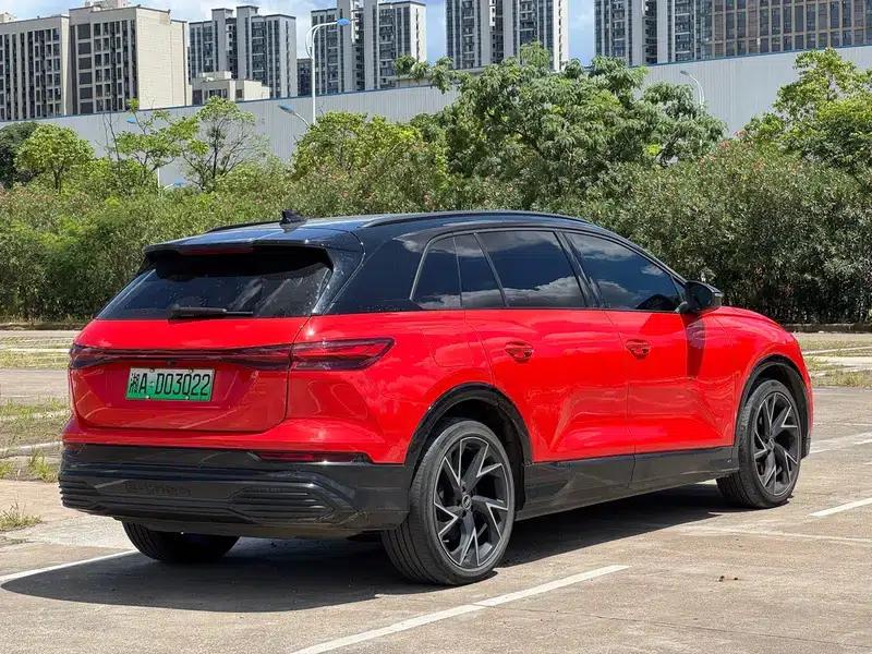 Audi Q5 e-tron 2022 50 e-tron quattro edition one Artistic Collection — миниатюра 7