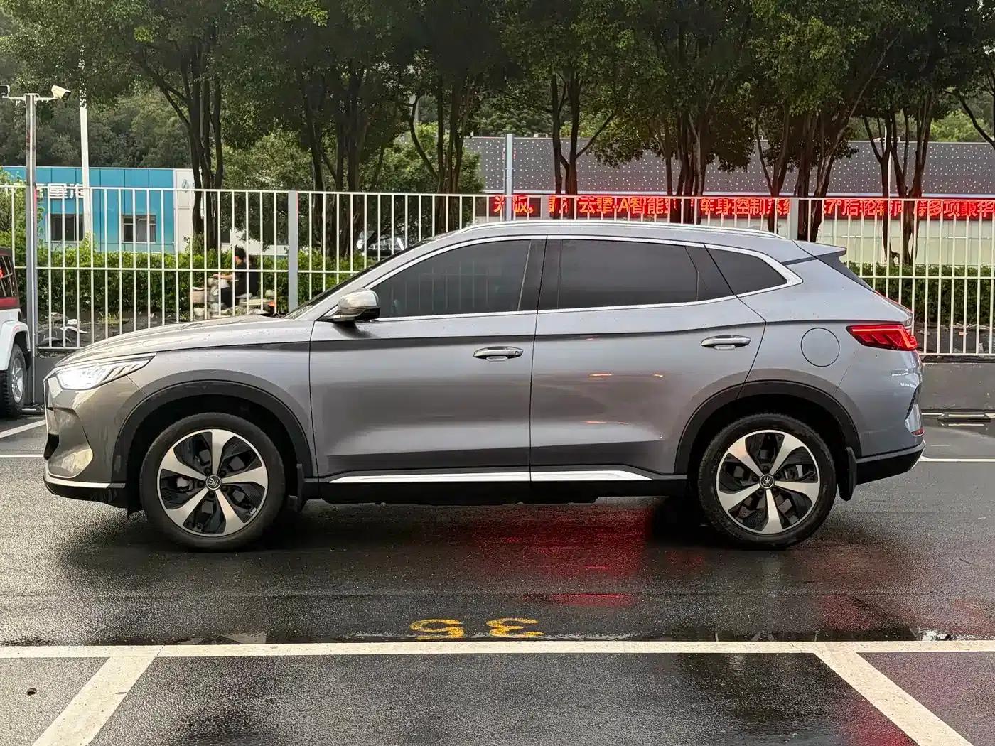 Song PLUS New Energy 2021 DM-i 110KM Flagship PLUS — миниатюра 4