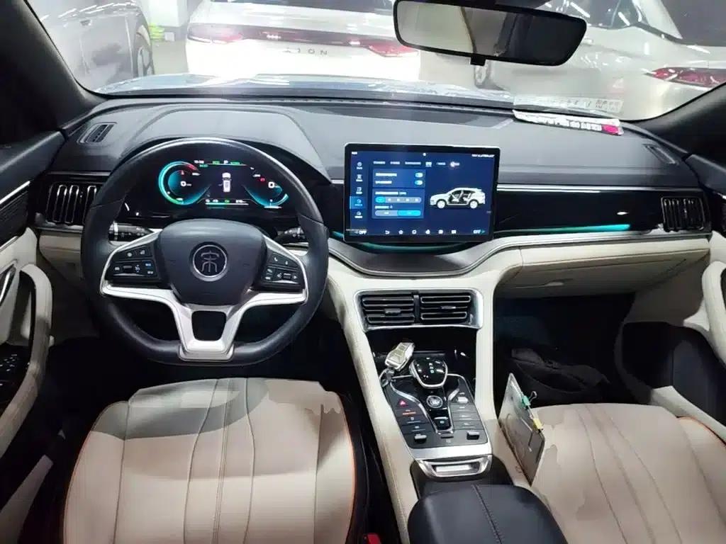 Song PLUS New Energy 2021 EV Premium Edition — миниатюра 10