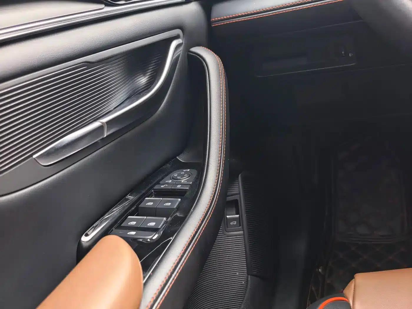 Song PLUS 2020 1.5T Automatic Flagship Edition — миниатюра 16