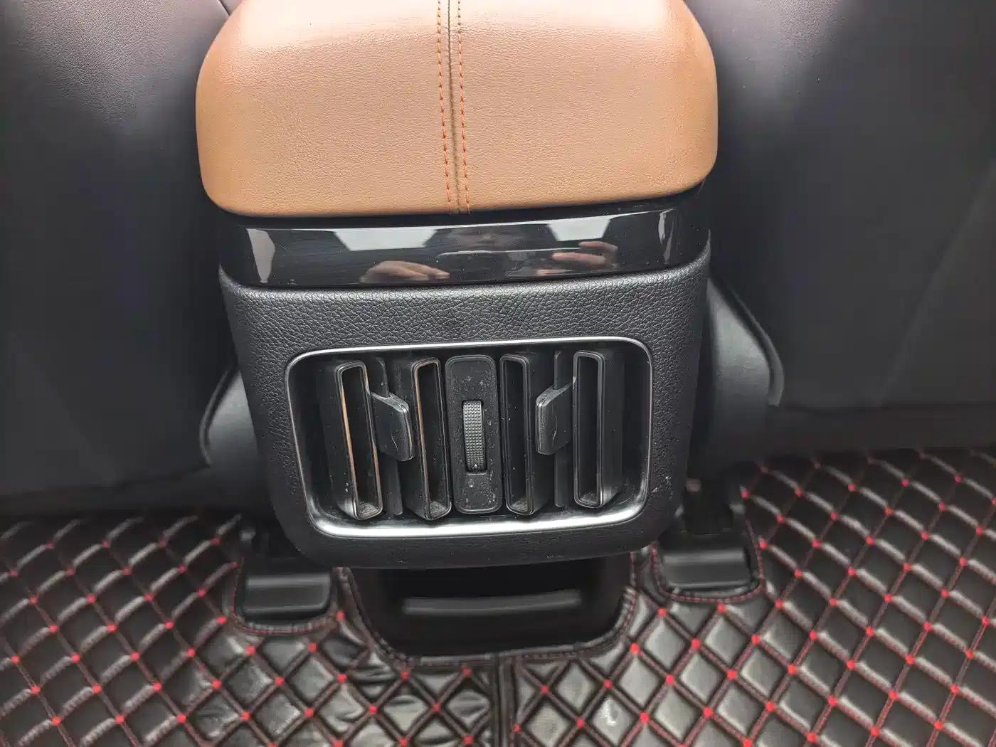 Song PLUS 2020 1.5T Automatic Flagship Edition — миниатюра 17
