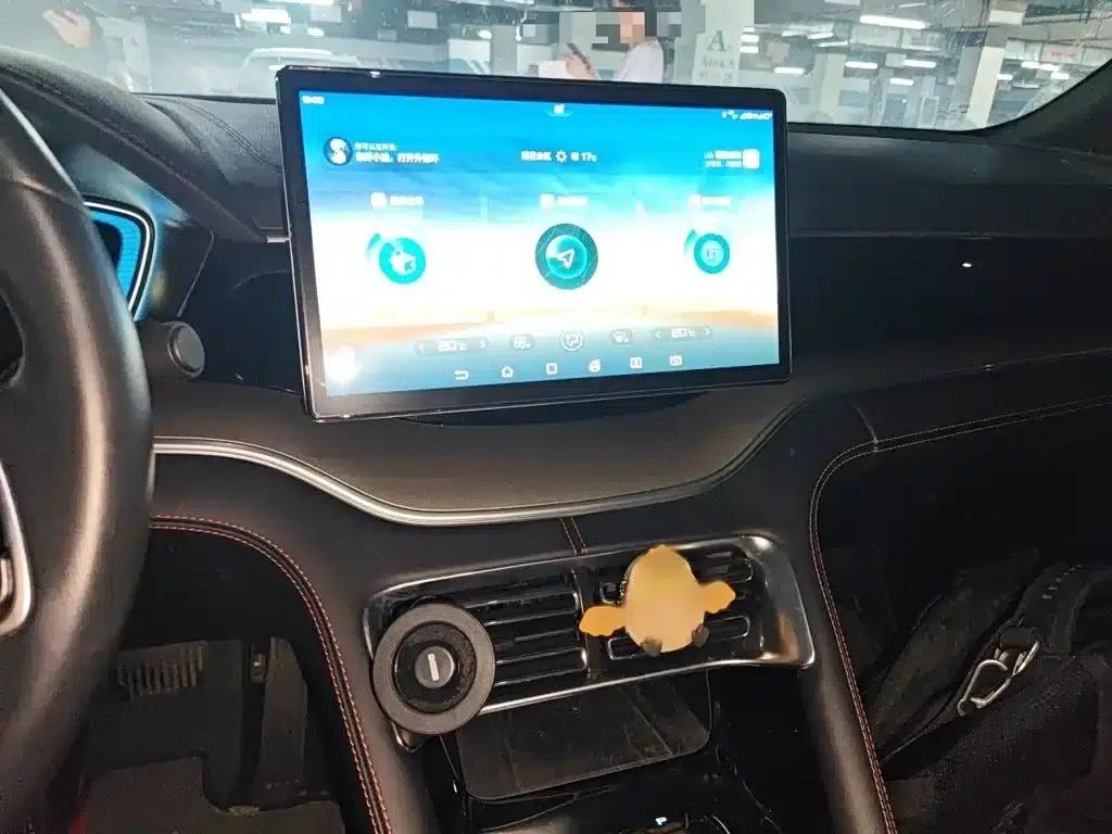 Song PLUS 2020 1.5T Automatic Premium Edition — миниатюра 6