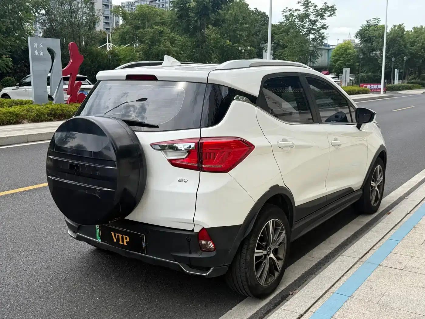 Yuan New Energy 2019 EV535 High-Energy Navigation Edition — миниатюра 5
