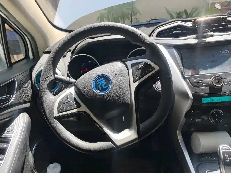 Yuan New Energy 2018 EV360 Smart Connected Cool Edition — миниатюра 15