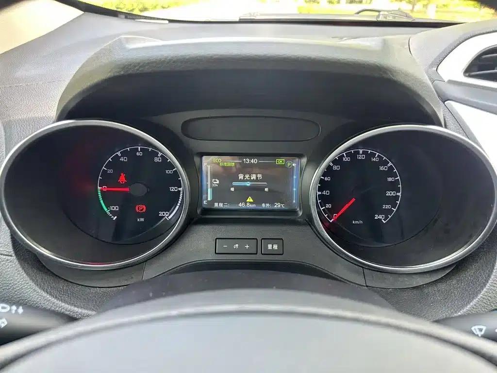 Yuan New Energy 2019 EV360 Intelligent Leading Edition — миниатюра 17