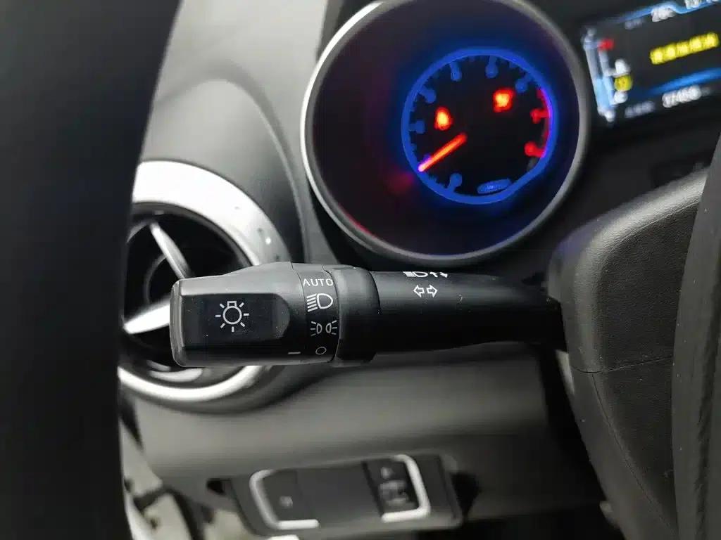 2017 Yuan 1.5L Manual Cool Connected Edition — миниатюра 21