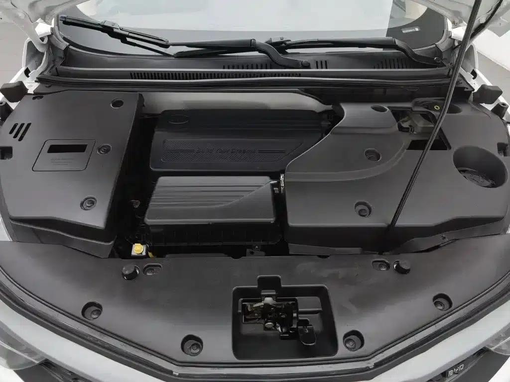 2017 Yuan 1.5L Manual Cool Connected Edition — миниатюра 6