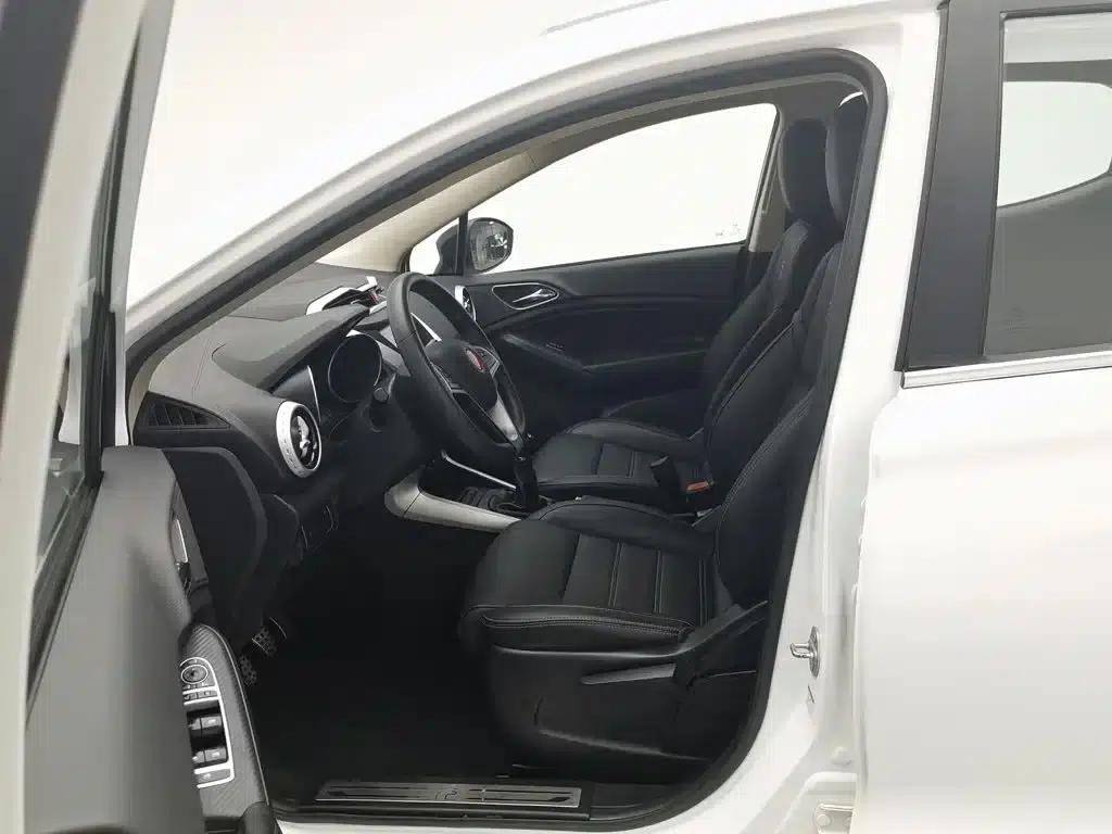 2017 Yuan 1.5L Manual Cool Connected Edition — миниатюра 10