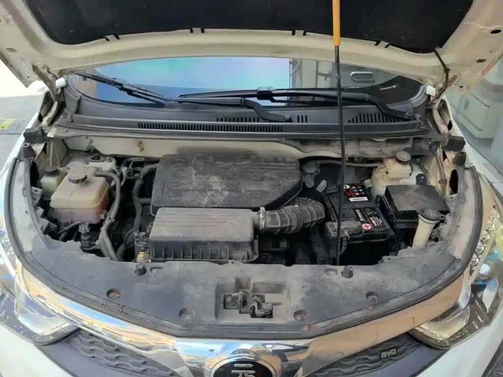 2016 Yuan 1.5L Automatic Deluxe Model — миниатюра 20