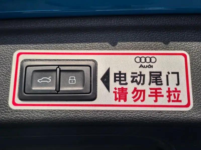 2021 Audi A4 (Imported) Avant 40 TFSI Luxury Dynamic — миниатюра 12