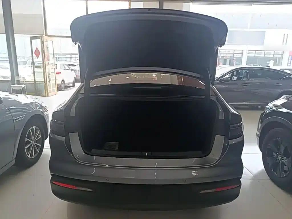 Seal 05 DM-i 2025 DM-i Intelligent Driving Edition 55KM Luxury Model — миниатюра 19