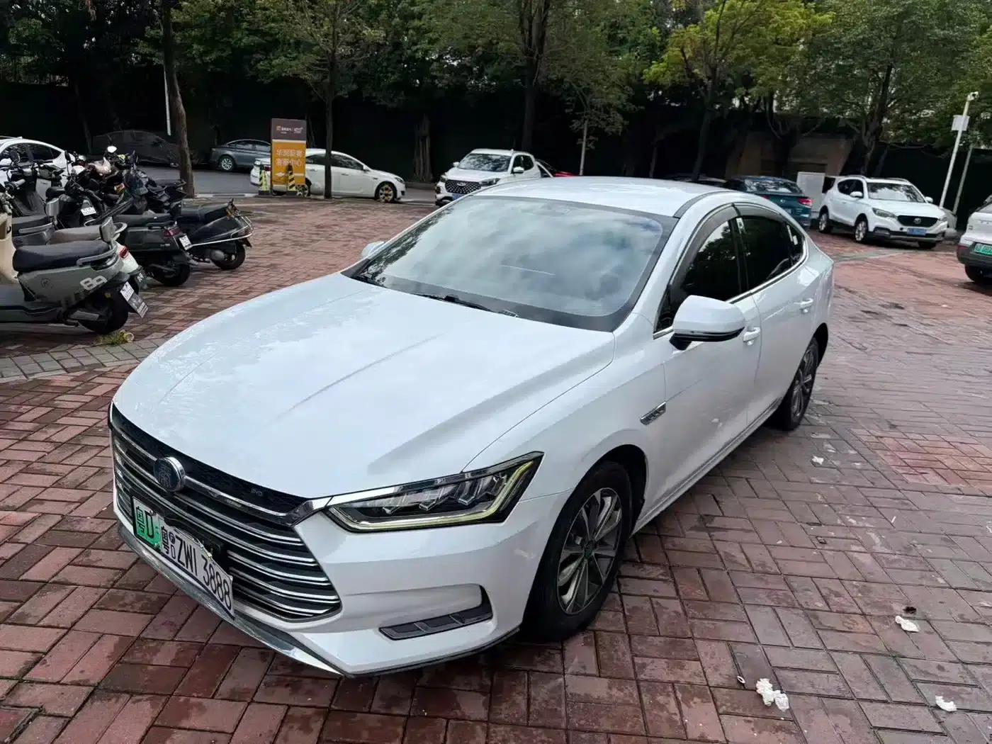 Qin Pro New Energy 2018 DM 1.5TI Automatic Intelligent Dynamic Edition — миниатюра 1
