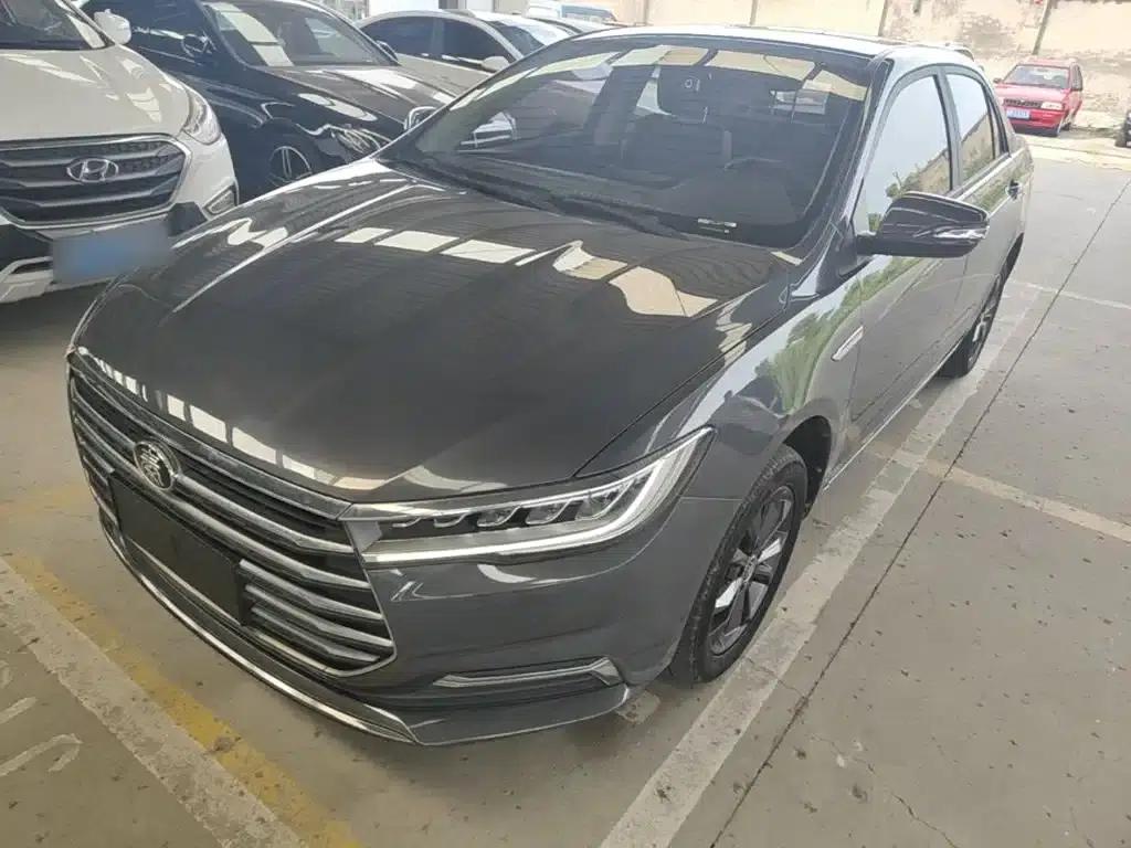 Qin 2019 1.5L Automatic Deluxe Edition — миниатюра 2