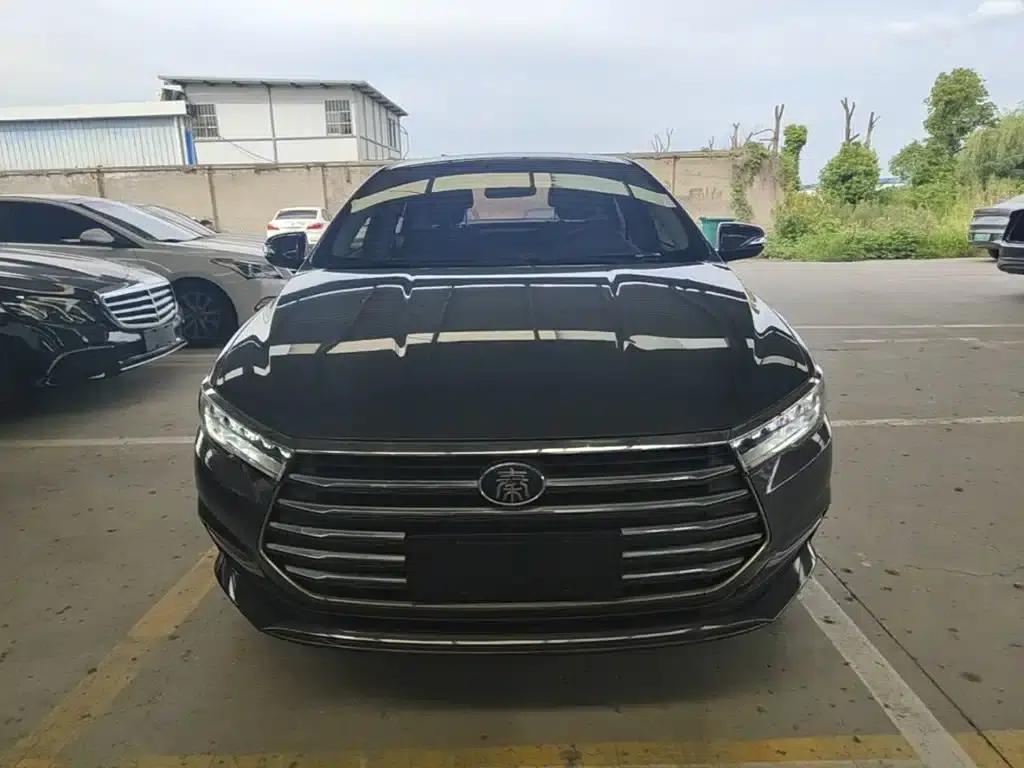Qin 2019 1.5L Automatic Deluxe Edition — миниатюра 3