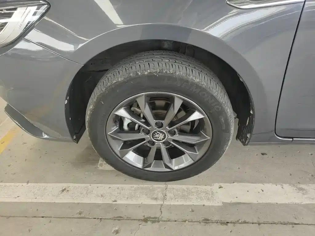 Qin 2019 1.5L Automatic Deluxe Edition — миниатюра 23