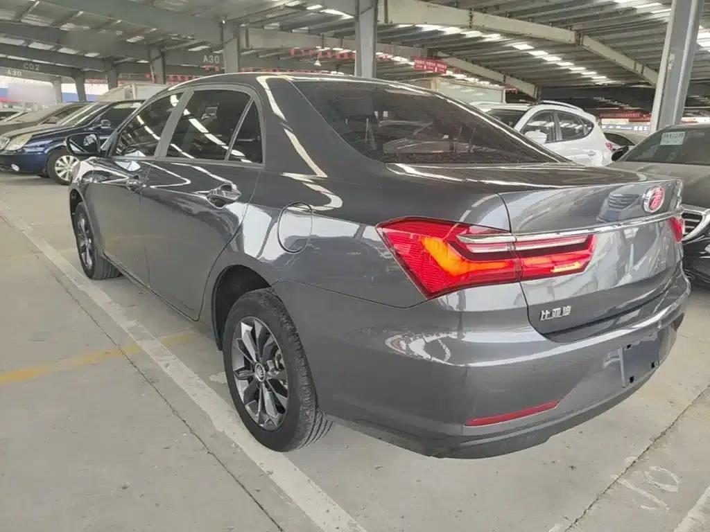 Qin 2019 1.5L Automatic Deluxe Edition — миниатюра 5