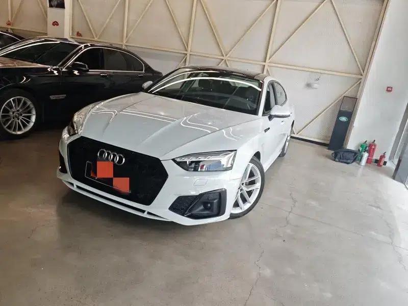 Audi A5 2021 Sportback 40 TFSI Fashionable Elegant Model — миниатюра 1