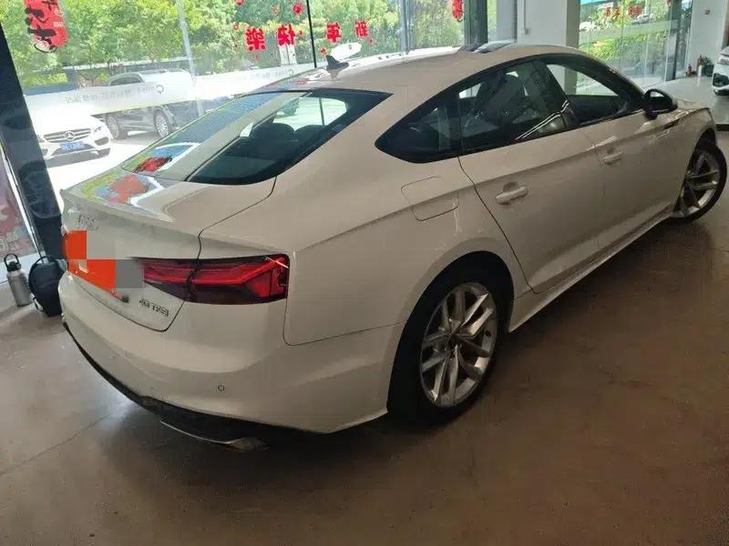 Audi A5 2021 Sportback 40 TFSI Fashionable Elegant Model — миниатюра 4