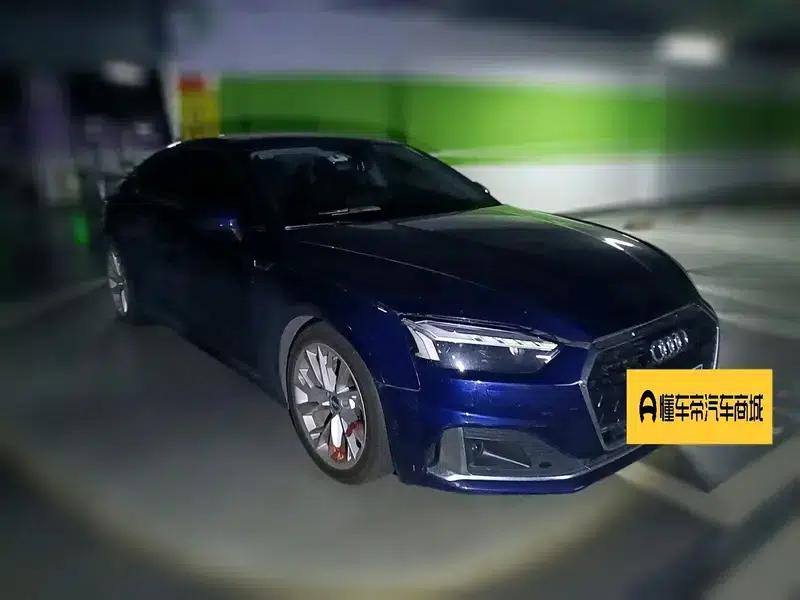 Audi A5 2021 Sportback 40 TFSI Fashionable Elegant Model — миниатюра 3