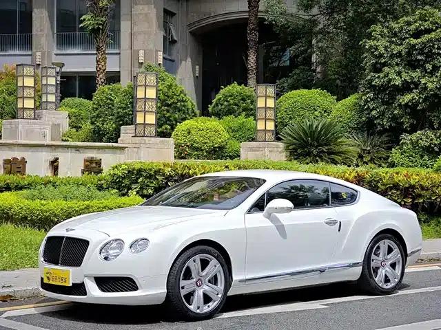 2012 Continental 4.0T GT V8