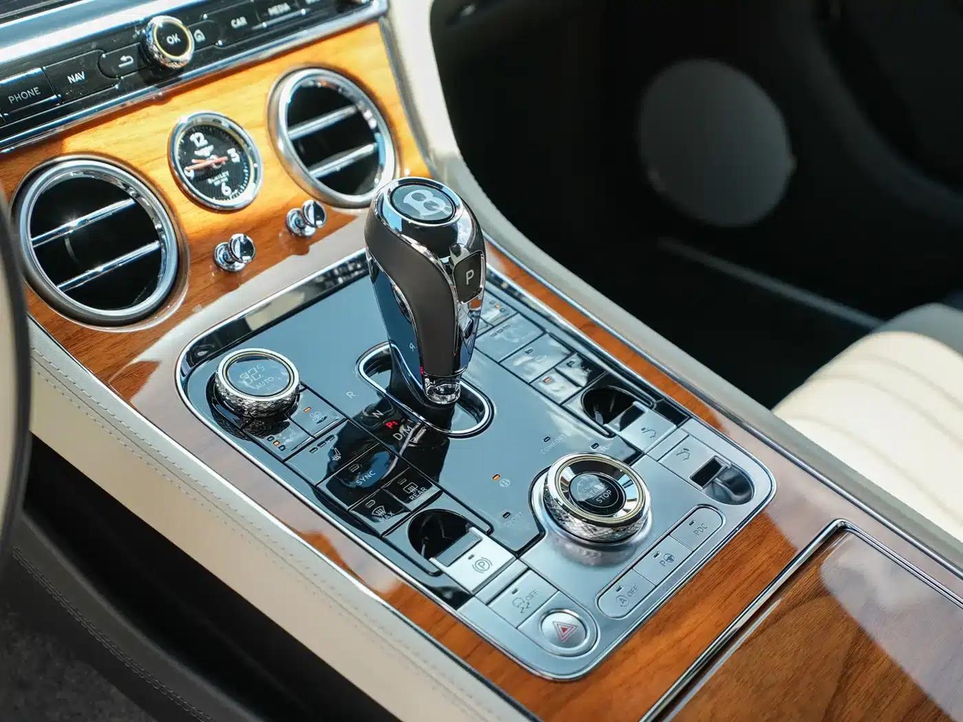 2022 Continental 4.0T GT V8 — миниатюра 16