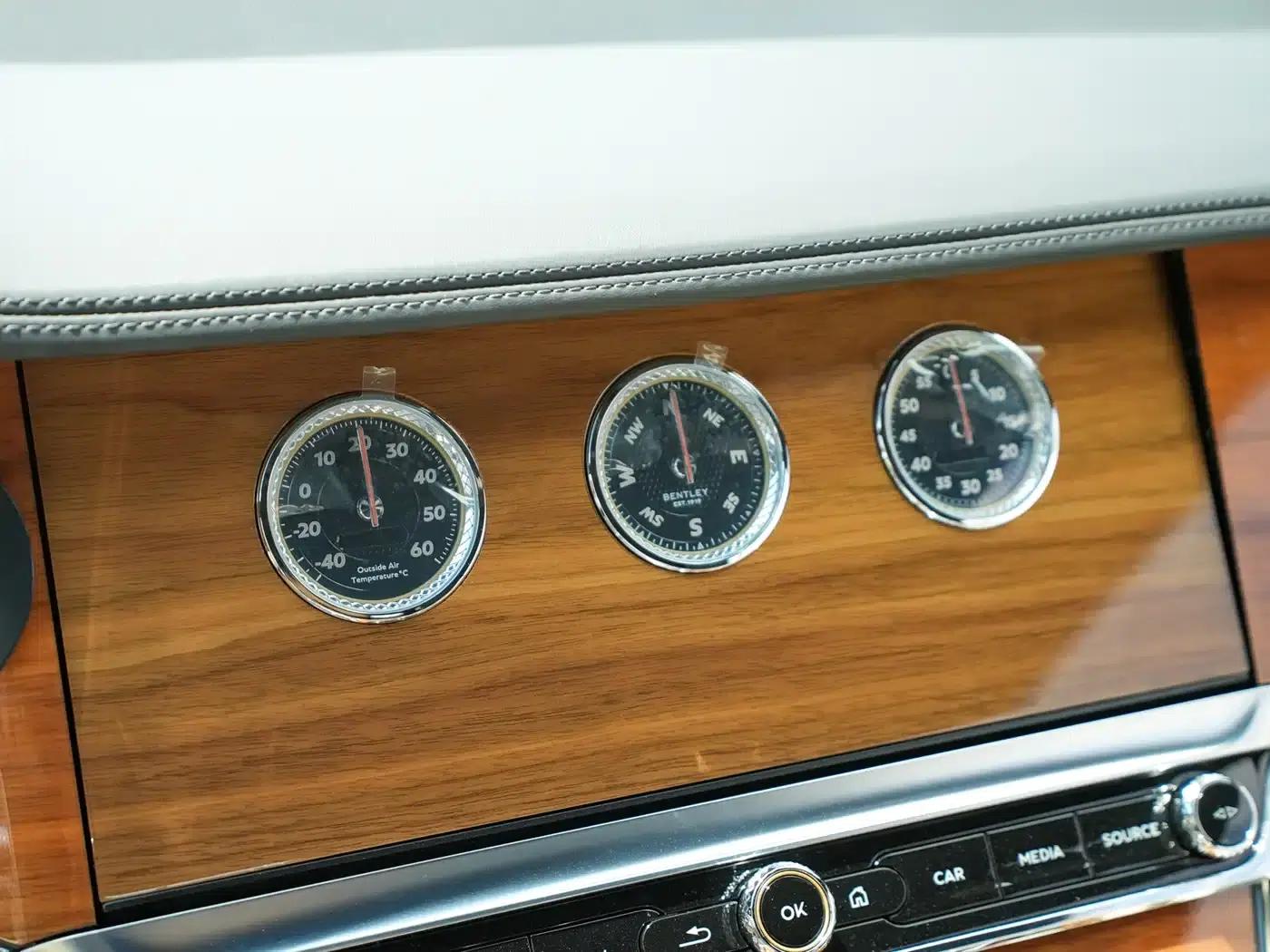 2022 Continental 4.0T GT V8 — миниатюра 18