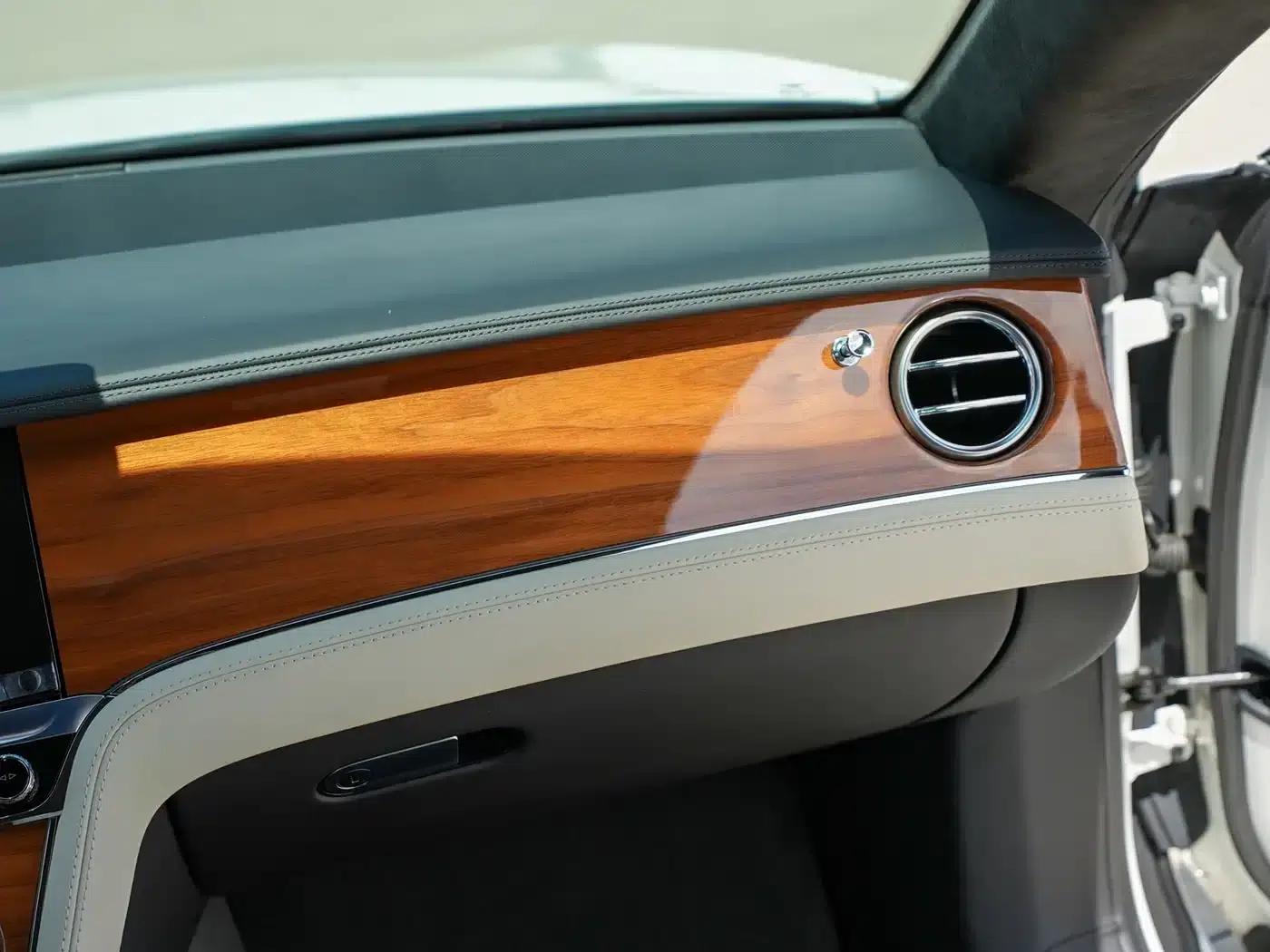 2022 Continental 4.0T GT V8 — миниатюра 19
