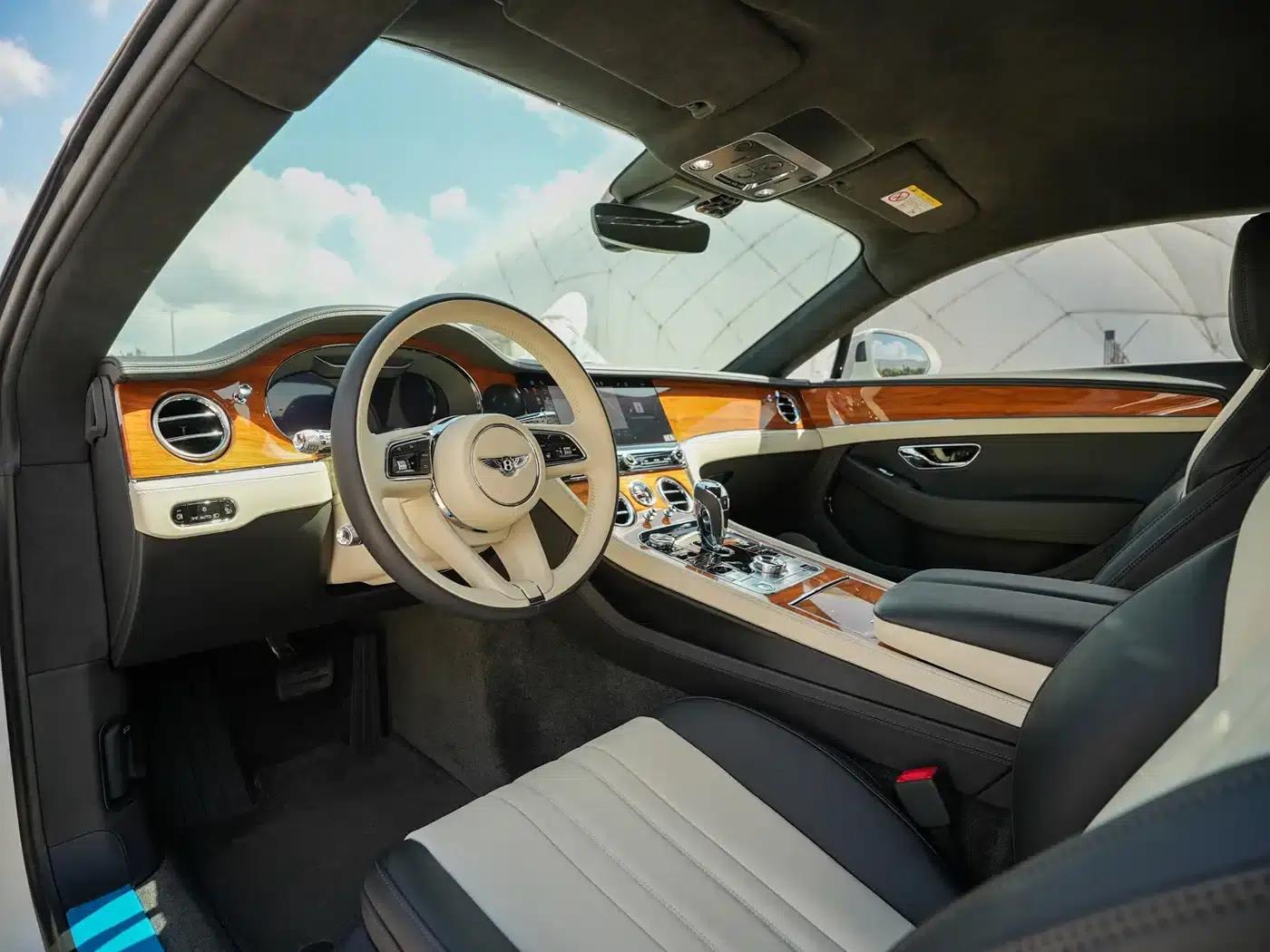 2022 Continental 4.0T GT V8 — миниатюра 4