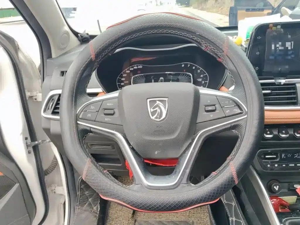 Baojun 510 2019 1.5L Manual Premium Edition (National V Emission Standard) — миниатюра 7