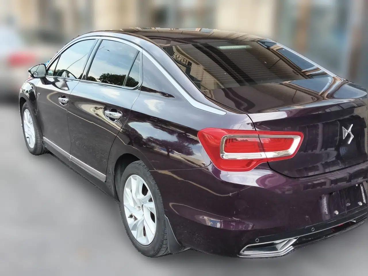 DS 5LS 2015 1.6T Style Edition THP160 — миниатюра 4