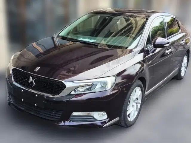 DS 5LS 2015 1.6T Style Edition THP160