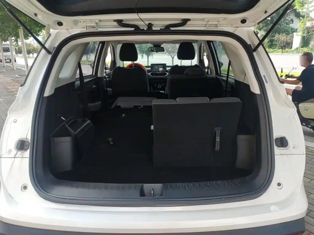 Baojun 530 2019 1.5T Manual Elite 7-Seater National VI Emission Standard — миниатюра 19