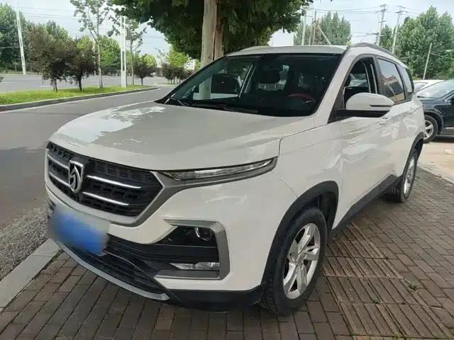 Baojun 530 2019 1.5T Manual Elite 7-Seater National VI Emission Standard