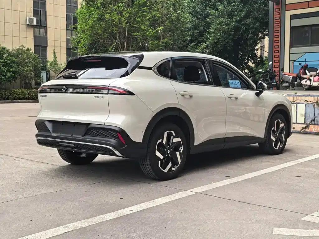 Baojun Yunhai 2024 500km Pure Electric Version — миниатюра 13
