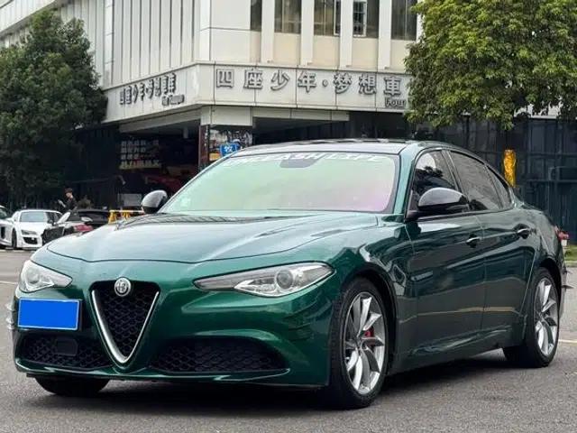 Giulia Juliet 2017 2.0T 200HP Luxury Edition