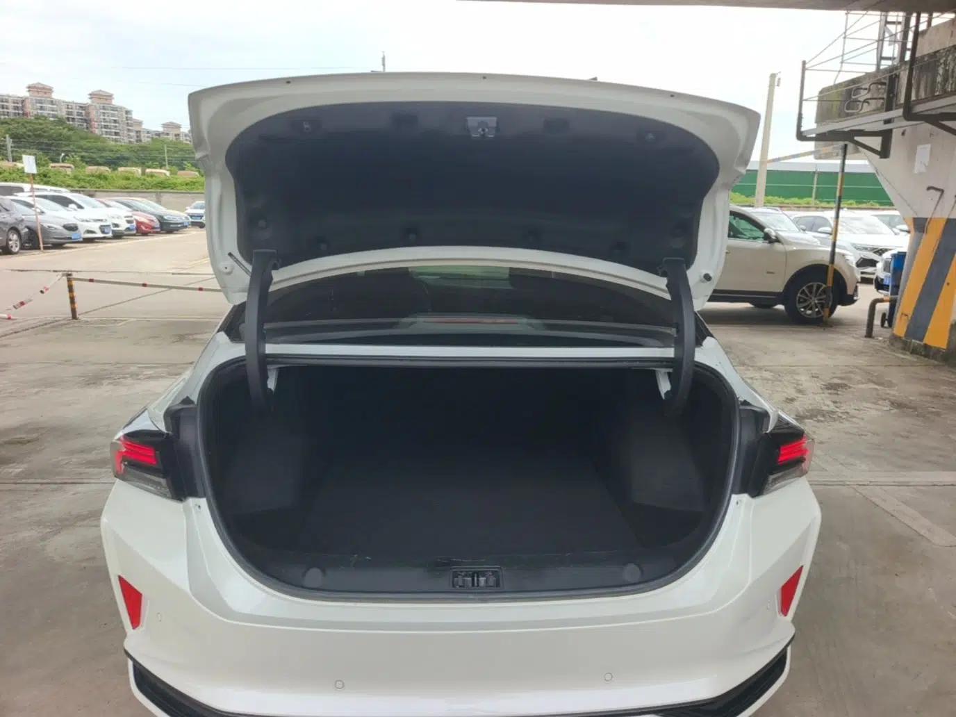 Dongfeng Aeolus Yixuan MAX 2021 1.5T Super Cool Trendy Dad Edition — миниатюра 27