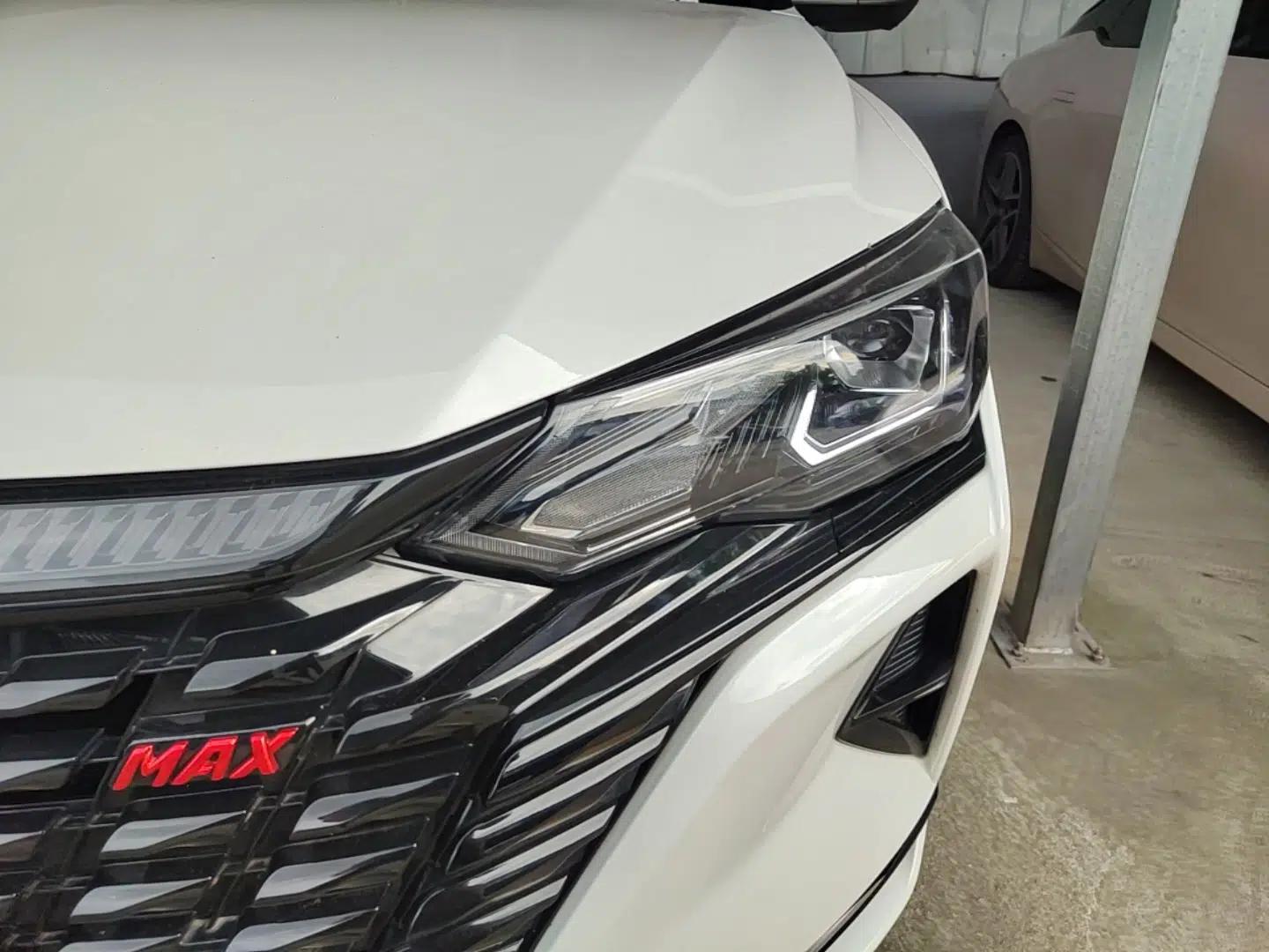 Dongfeng Aeolus Yixuan MAX 2022 1.5T Super Stylish Trendsetter Edition — миниатюра 8