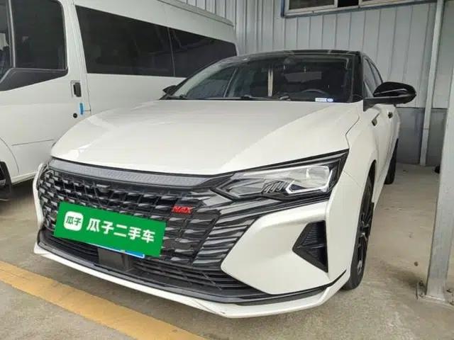 Dongfeng Aeolus Yixuan MAX 2022 1.5T Super Stylish Trendsetter Edition