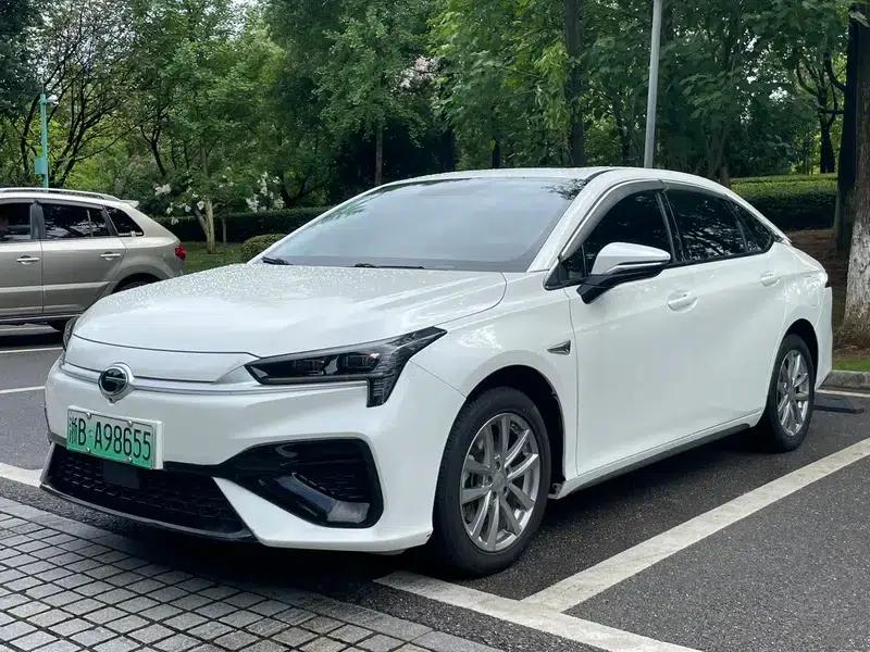 AION S 2023 Model - Charming 580 — миниатюра 1