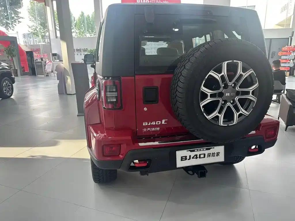 Beijing BJ40 2026 2.0T Explorer Gasoline Version — миниатюра 4