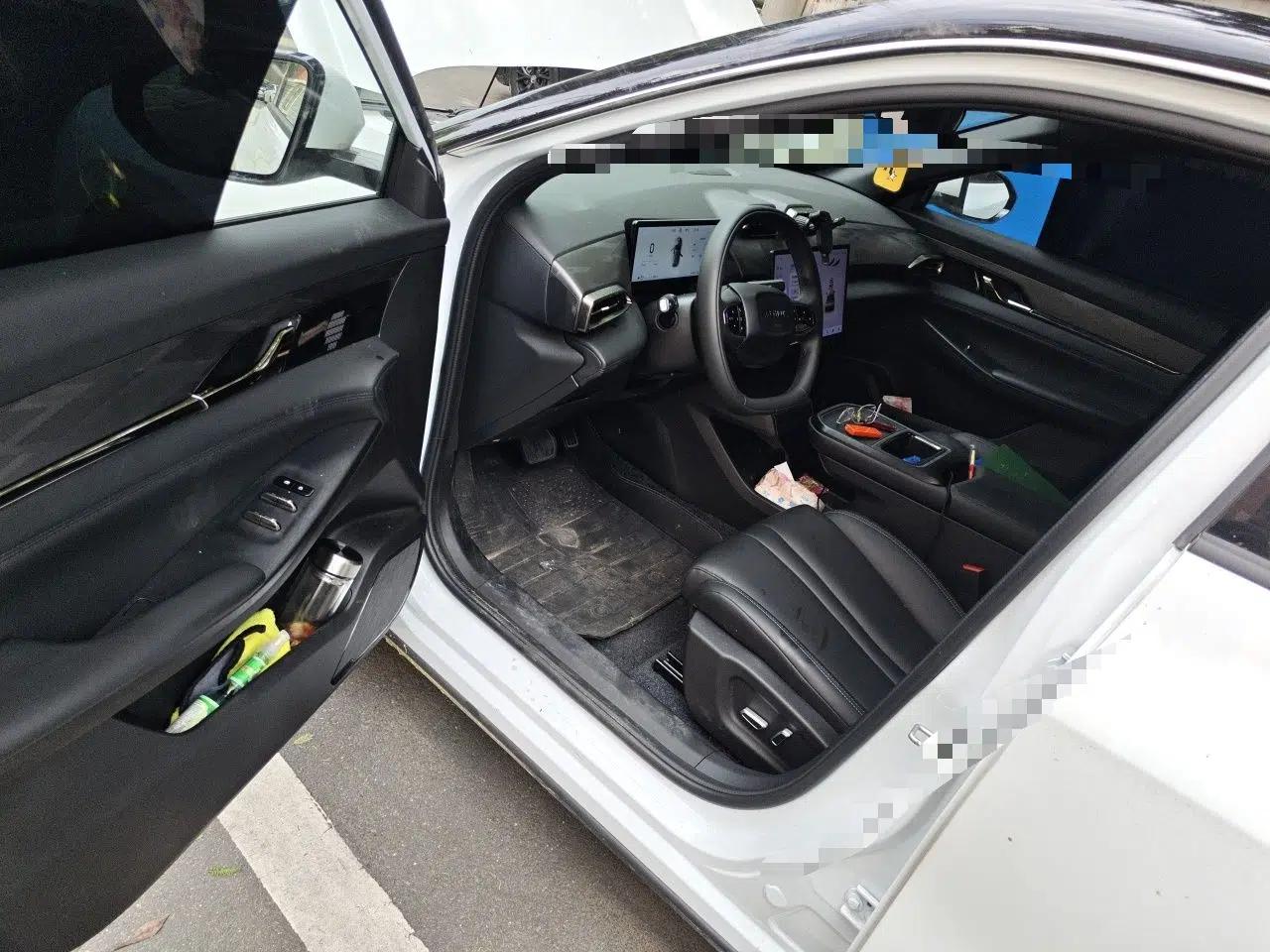 Dongfeng Aeolus L7 New Energy 2026 530 Enjoyment Edition — миниатюра 16